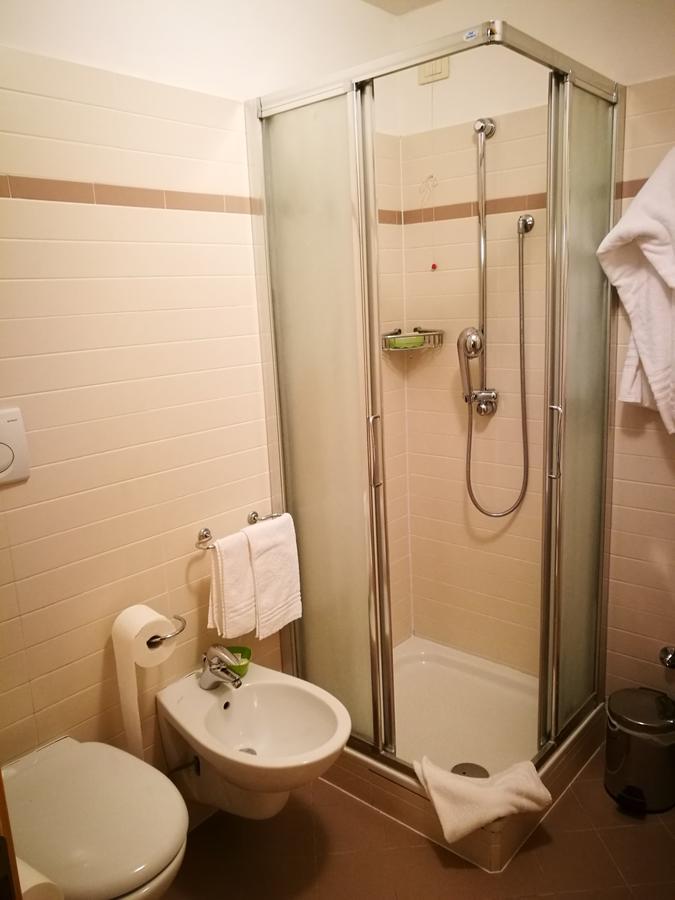 Hotel Capri Ponte nellʼAlpi Εξωτερικό φωτογραφία